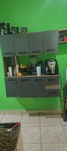 armário 250 , sofá 150 , vendo separado também