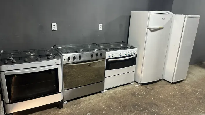 Vendo fogão funcionando perfeitamente, faço entrega