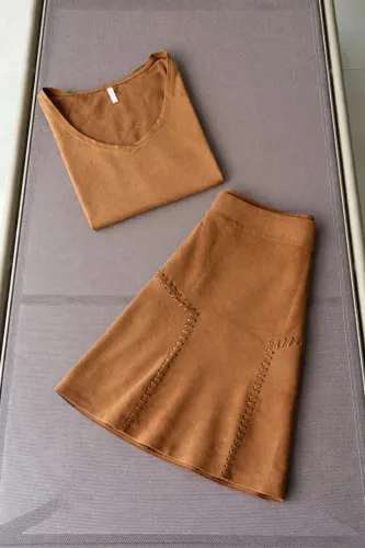 CONJUNTO VELUDO CARAMELO PP - SAIA + BLUSA