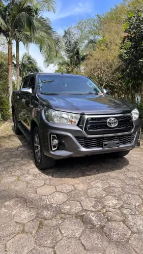 Toyota Hilux CD SRV 4X4 2.8 TDI Diesel Aut. 2020