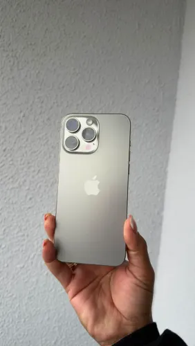 IPHONE 15 pro Max 256GB 95%