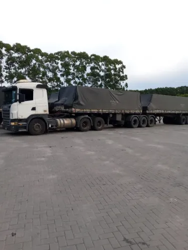 Scania g420 6x4 2010 trabalhando