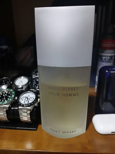 [DESAPEGO] Issey Miaky Leau Dissey Pour Homme 200ml - Original (Frasco Gigante)