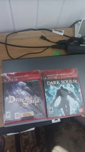 Lote Demon's Souls e Darks Souls PS3 (Greatest Hits)