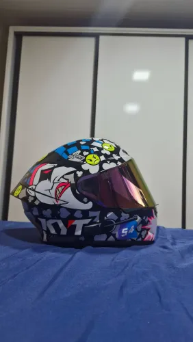 Capacete KYT