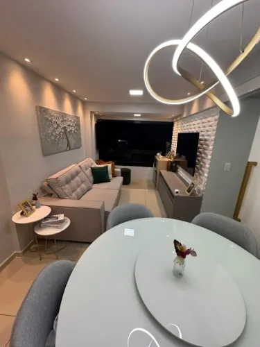 Praça das Cerejeiras - LINDO APARTAMENTO REFORMADO E COM MÓVEIS PLANEJADOS EM EXCELENTE LO