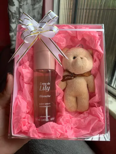 Kit presente body splash Lily na caixa 