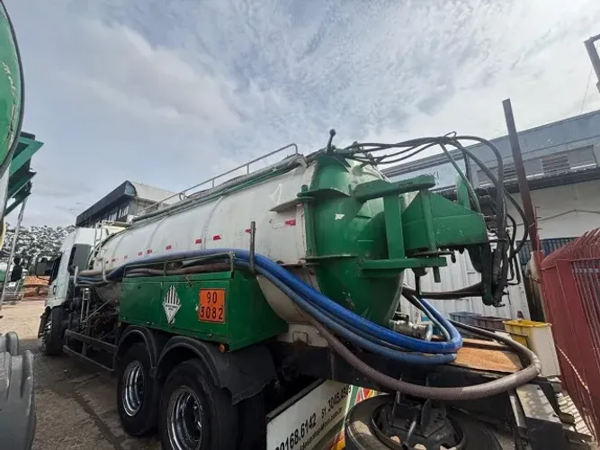Bomba de jato toda reformada Tanque com 20 metros cúbicos
