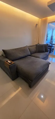 Sofá mesa buffet cama poltronas. Tudo novo: motivo mudança 