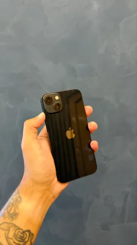 iPhone 13 - 128GB 