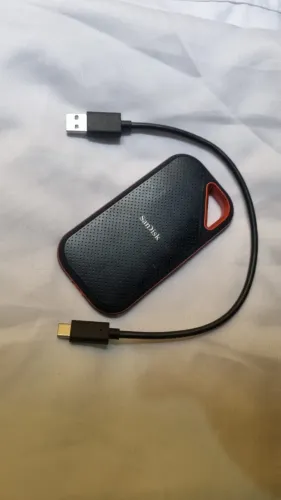 SanDisk Extreme PRO Portable SSD 4TB (SDSSDE81-4T00)