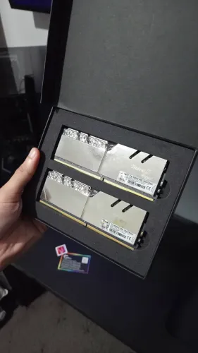 Memoria ram g skill trident z royal 16gb 4000mhz cl16