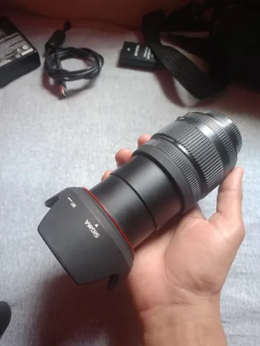 Nikon d3200 Com lente 18-200 Funciona tudo