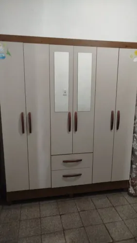 Guarda roupa