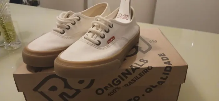 Tenis redley 