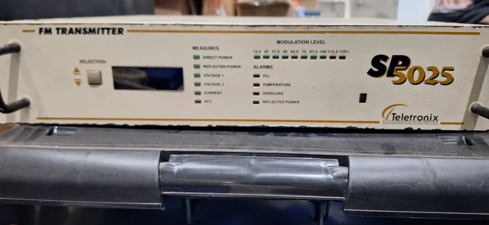 Transmissor FM 25W Teletronix