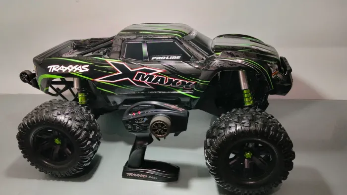 Automodelo elétrico Traxxas x-maxx 8s