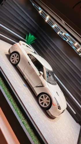 Miniatura 1:18 GTR R35 c/cx