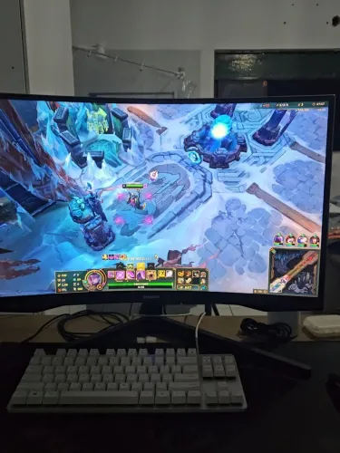Monitor Samsung Odyssey G5 27 Polegadas