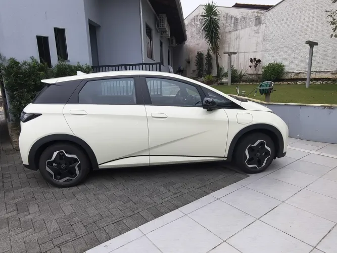 BYD Dolphin EV (Elétrico) 2026