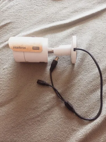 Vendo câmera Intelbras