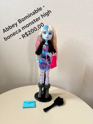Bonecas Monster High