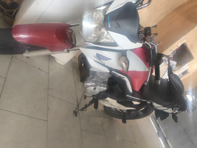 Honda cg160  * vendo ou troco...