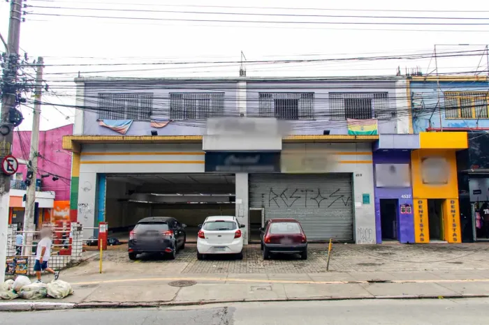 Loja na Avenida Marechal Tito, 4519 265 m²