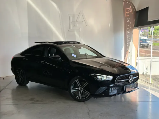 Mercedes-Benz CLA-250 2.0 16V TB AUT 2023