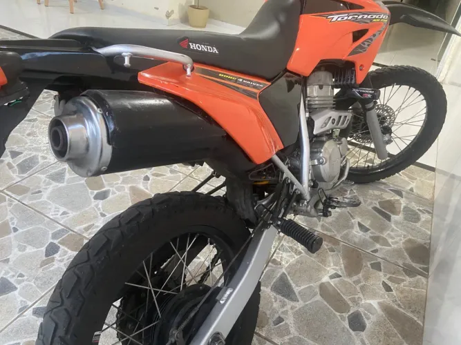 Honda Tornado 250cc 08/08