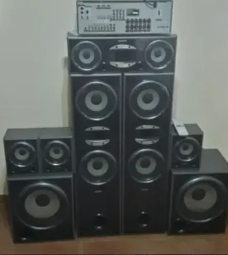 Conjunto de Caixas Acústicas e Receiver para home Theater