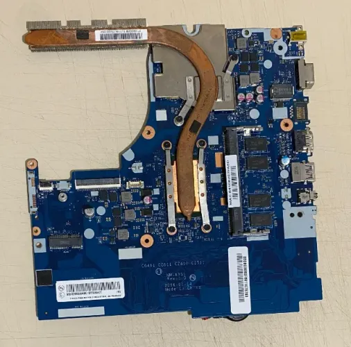 Placa Mãe Notebook Lenovo 310 com Defeito para Conserto ou Retirada de Peças