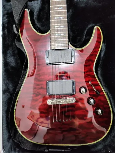 Guitarra Schecter Hellraiser C-1 #1788 Tarraxas com Trava e case original Schecter
