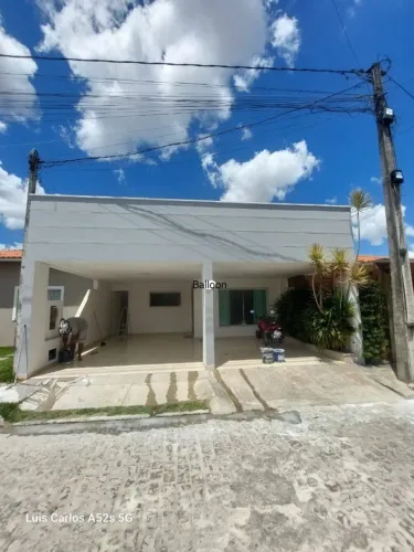 Casa 3/4, sendo uma suíte, no Sim , Condomínio Maia