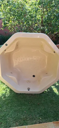 BANHEIRA DE HIDRO MASSAGEM 2 PESSOAS