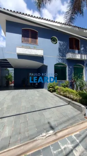 CASA ASSOBRADADA - SUMARÉ (R.M.) - SP