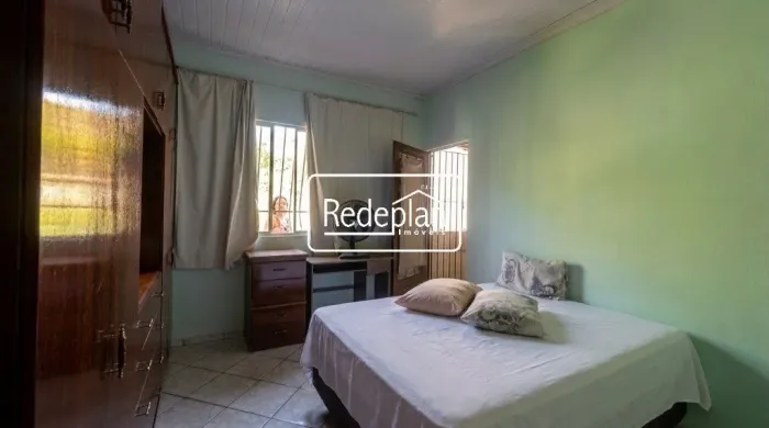 Casa de 2 Quartos na Colônio Santo Antônio - Volta Redonda