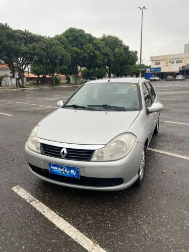 Renault Symbol Privilège Hi-flex 1.6 16V 4P 2013