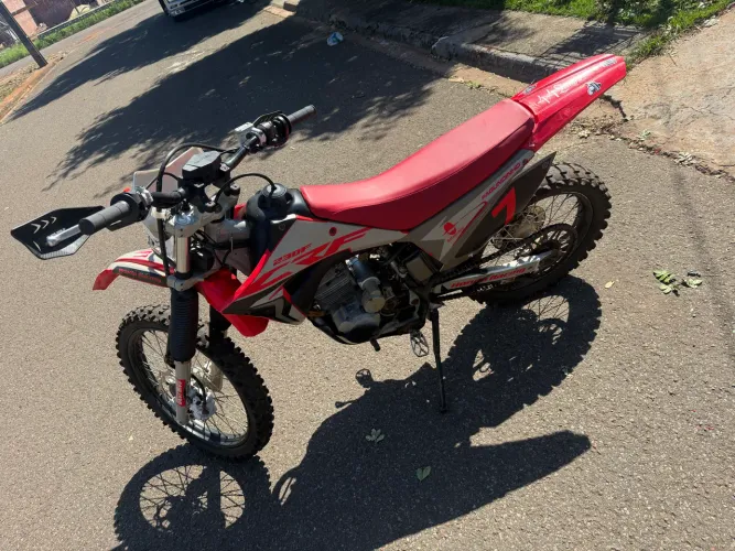 CRF 230f 