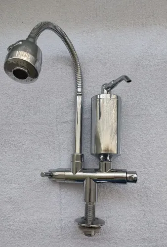TORNEIRA GOURMET COM FILTRO PARA BANCADA