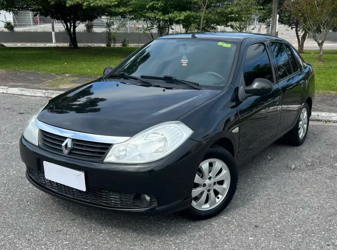 Renault Symbol Privilège Hi-flex 1.6 16V 4P 2013