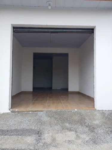 Ponto comercial com água e luz incluso