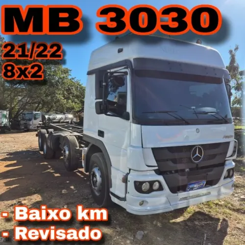 Atego 3030 8x2 no tanque asfalto - Abaixo da FIPE