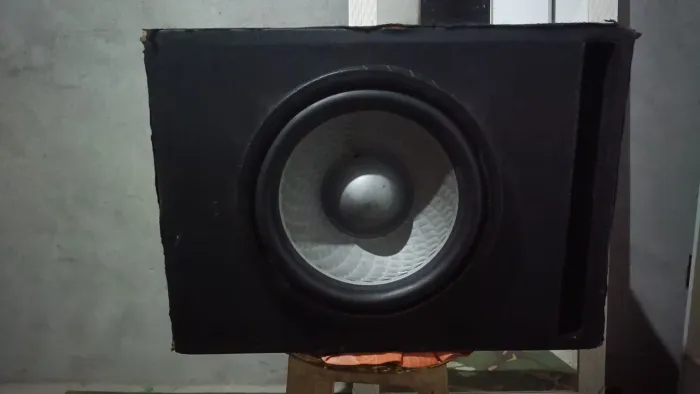 Grave peito de moça 2x2 na caixa 