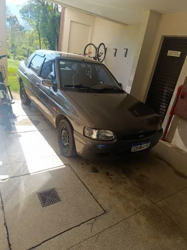 Ford Escort GL 1.8i 16V 3P 1998
