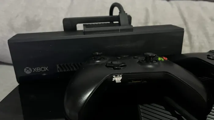 Xbox One Original + Kinect + 2 Controles Usado Excelente estado !