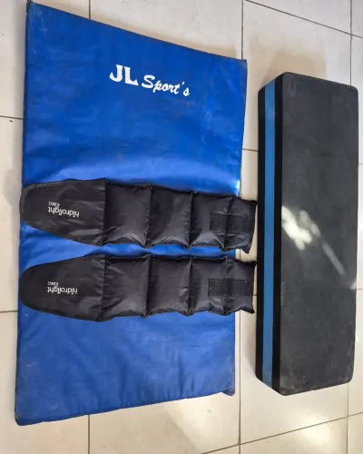 Kit Academia: Step, Colchonete e Caneleiras Hidrolight de 4kg