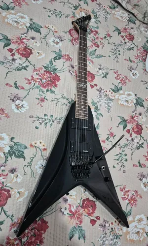 Condor CR-800 Flying V (Made In Korea)