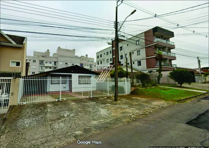 Terreno ZR-3 com 477m², retangular e plano, 12metros de frente, no Ecoville/CIC