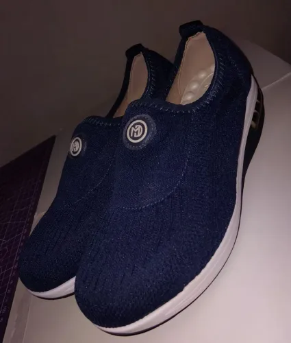 2 Pares de Sapatenis